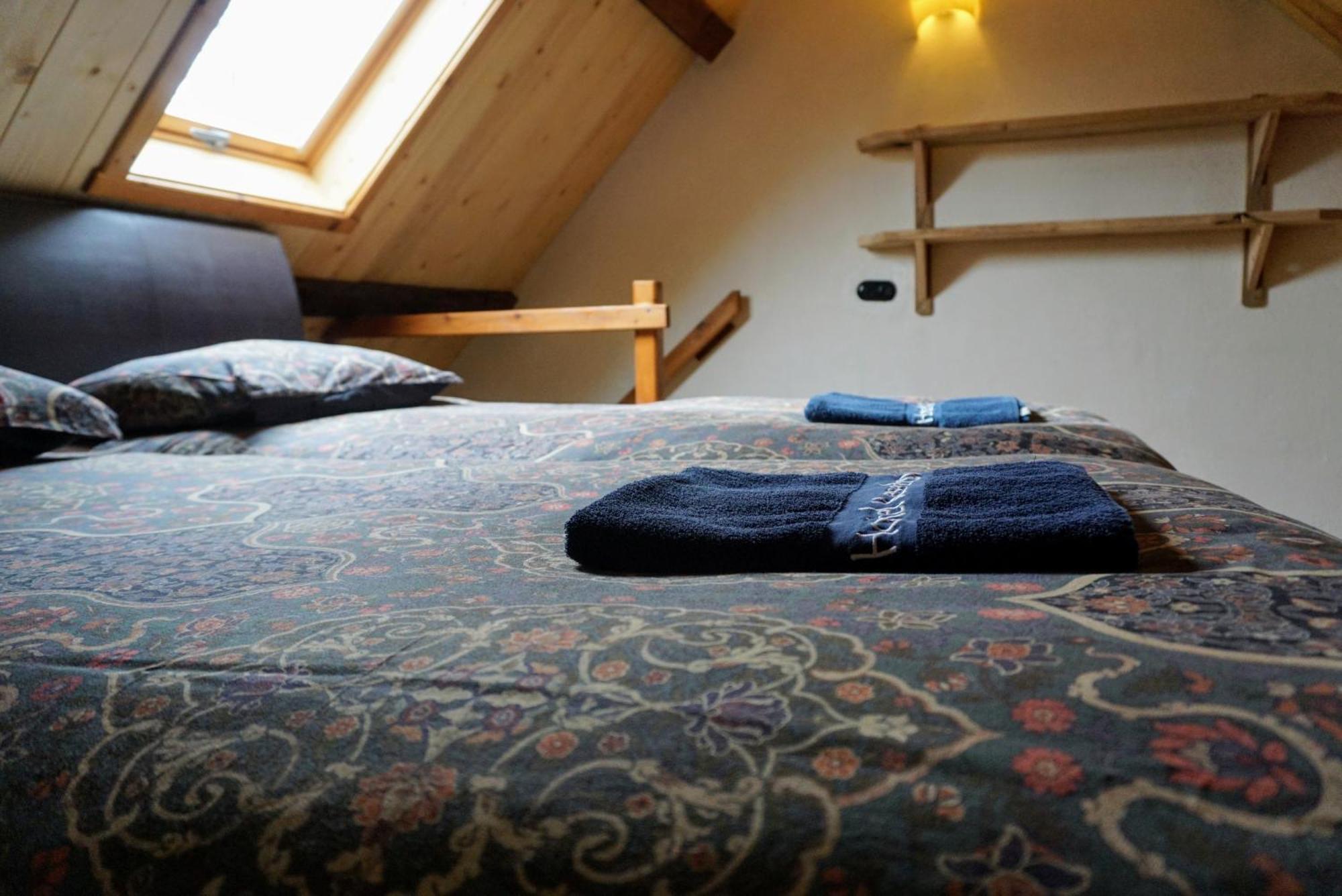Hostel Kersenhof Uden Esterno foto